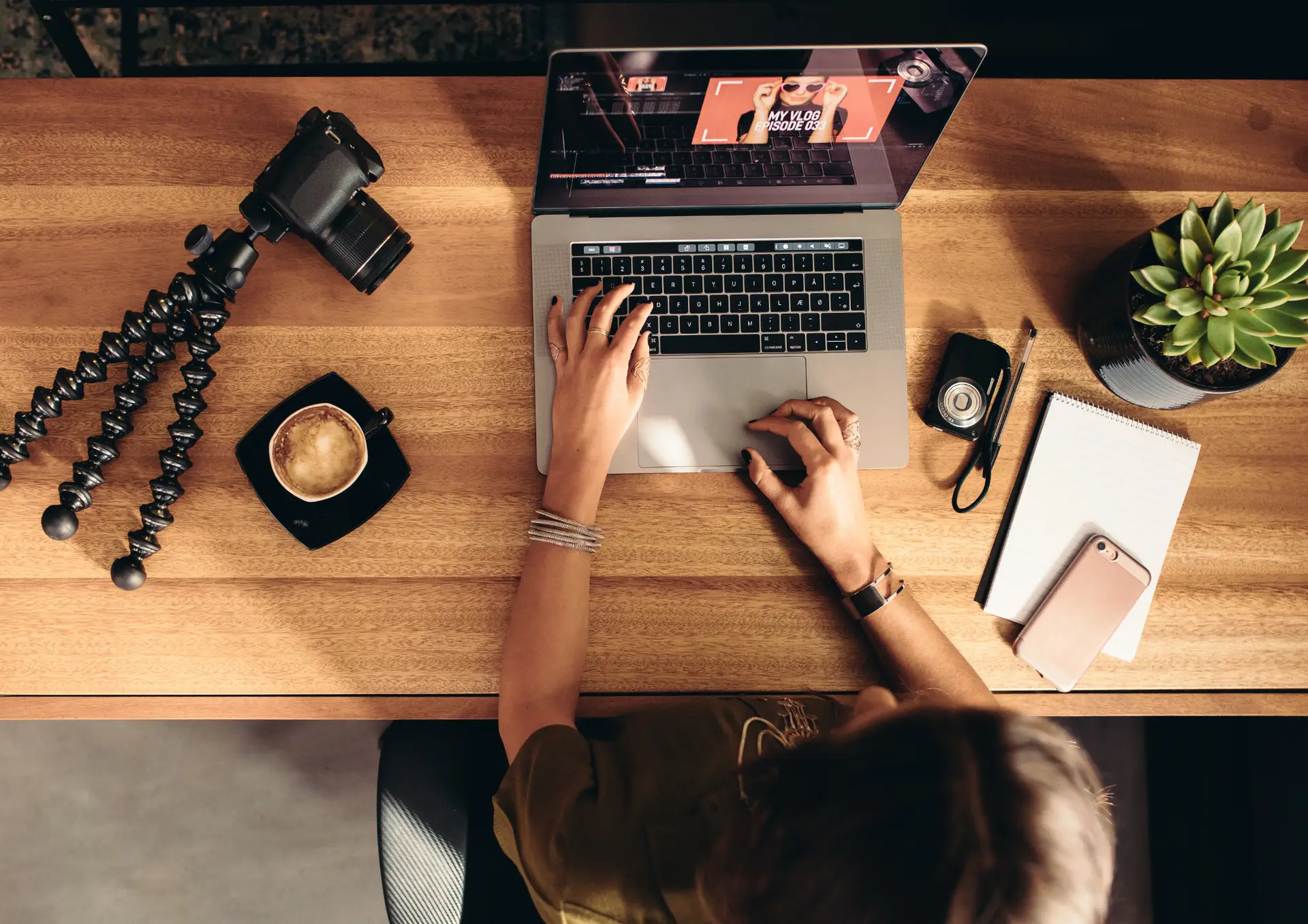 social media manager på abonnemang